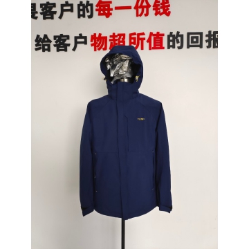 天康冲锋衣