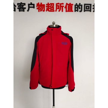 悦达冲锋衣