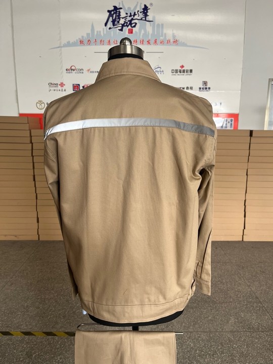 厦门科锐能源服务春秋长袖工作服定制案例 厦门科锐能源服务春秋长袖工作服定制案例